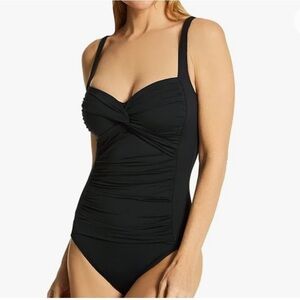 La Blanca Island Goddess black ruched front  sexy one piece swimsuit size 4